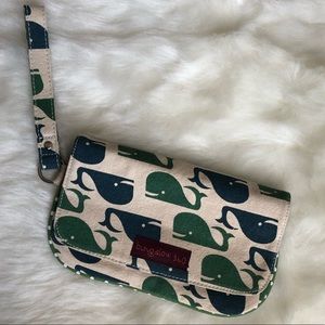 🐳🐋 Bungalow 360 Whale wristlet